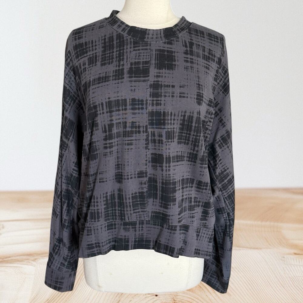 Zella Women's Pullover Sweatshirt Sweater Size M Womens Dolman Sleeve Black Gray